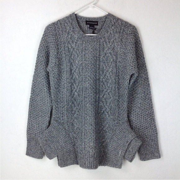 Stylestalker grey Kyanite sweater - Picture 3 of 10